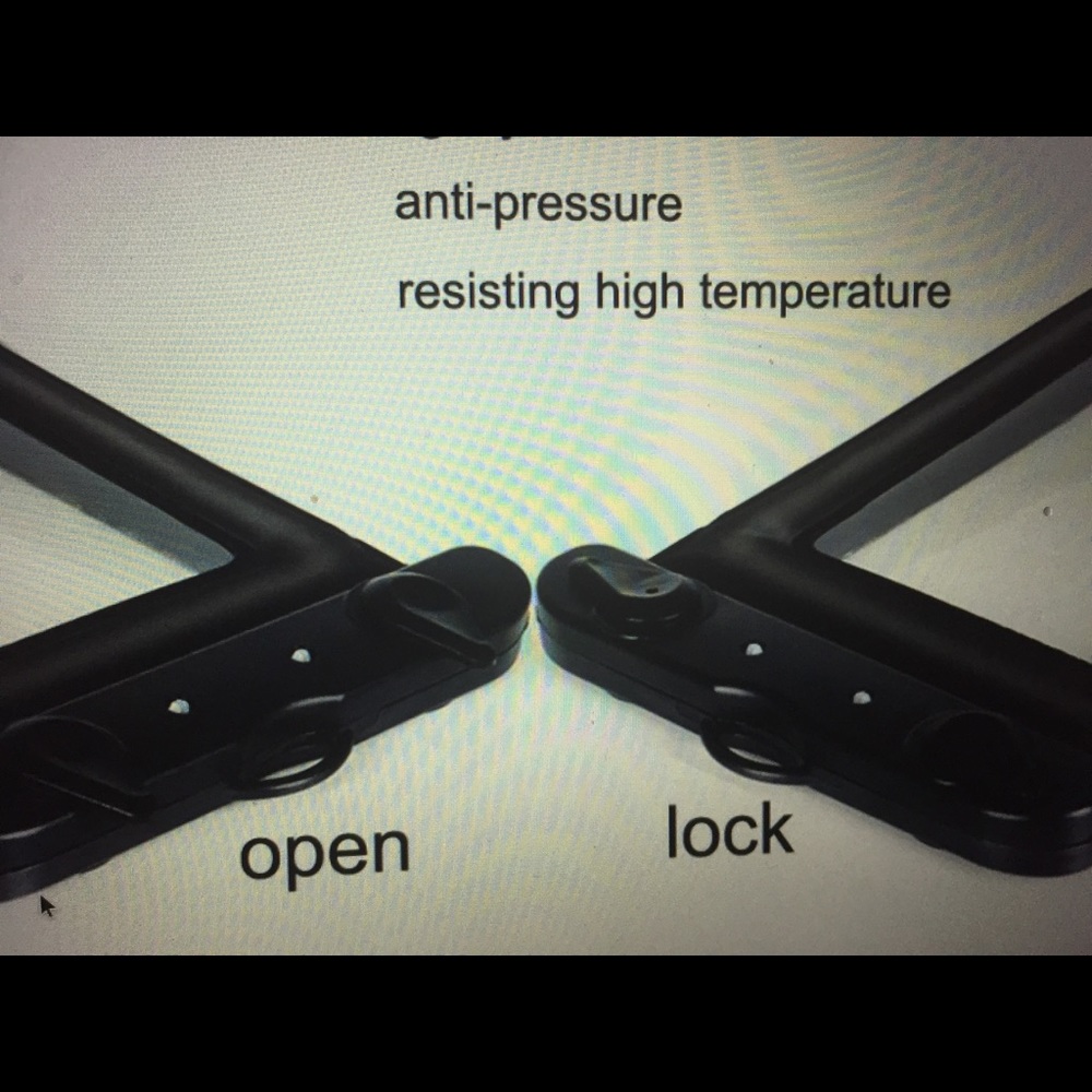 Waterproof Float Phone Case - Picture 3 of 3